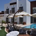 Small 4*