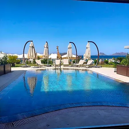 Small 4* Turgutreis