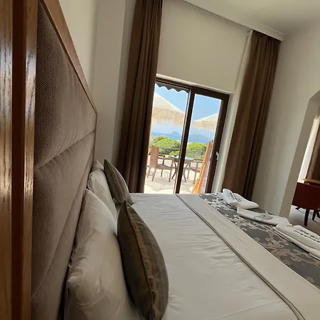 Small Hotel 4*