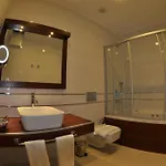 Отель Small