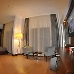 Small Отель Тургутрейс