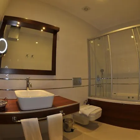 Hotel Small